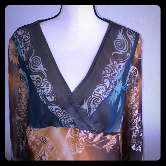 Worn only once. Like new beautiful tunic top - Picture 1 of 8